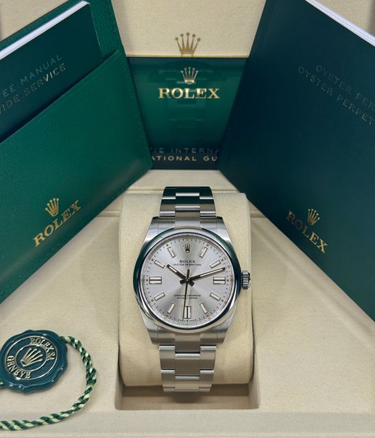 Rolex Oyster Perpetual 41 134300 Image 7